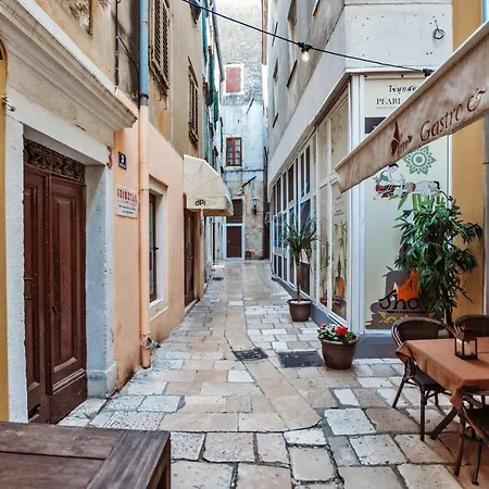 בית הארחה Centrooms Kovac