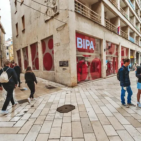 בית הארחה Centrooms Kovac