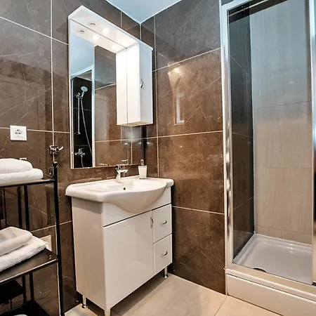 Gæstehus Centrooms Kovac 4*