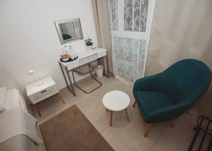 Centrooms Kovac Konukevi